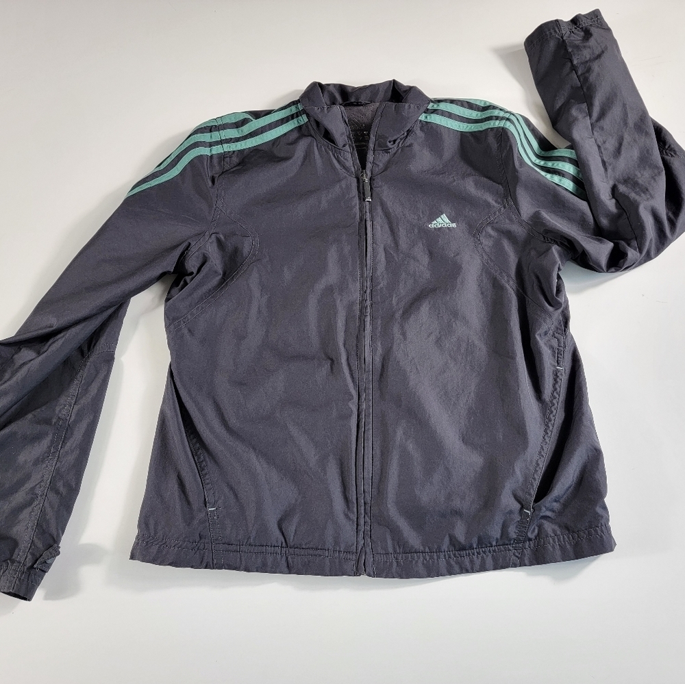 adidas Essentials 3 Stripes Woven Windbreaker Jacket for Men, Size medium Black - Picture 2 of 8